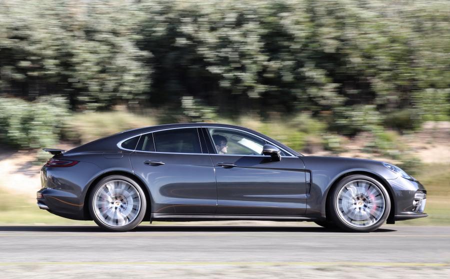  Porsche Panamera Turbo 2017 года  (AU) (фото 15 из 16)